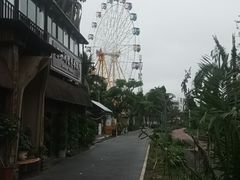 -万绿园