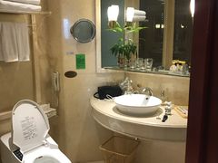 -芜湖白金汉爵大酒店