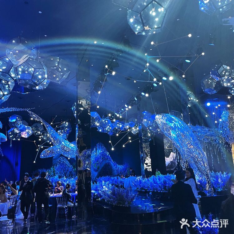 跟着杨紫一起打卡ARTIZ Land艺术之城