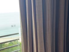-三亚湾海居铂尔曼度假酒店