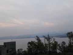 -千岛湖忆湖度假酒店(中心湖景区店)