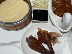 -梅利汴京烤鸭•开封豫菜地标店(东大街店)