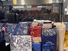 -霸王茶姬(上海静安大悦城店)
