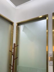 -苗医生专业祛痘·皮肤管理