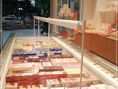 面包甜点陈列柜-好利来(荣民时代店)