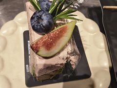-W COLLECTIVE  DESSERT SHOP