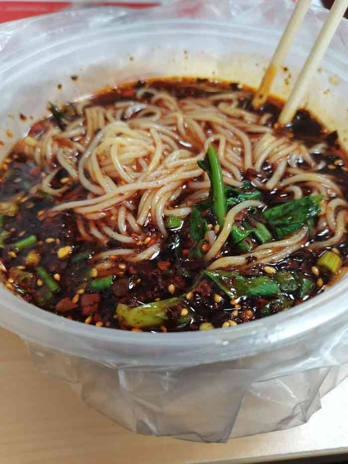 瓜瓢面(小龙坎店)-"没有才开始的时候好了,位置很好找,就在小.