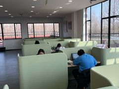 -上海交通大学闵行校区-包玉刚图书馆