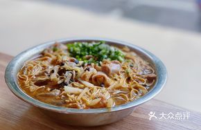 Old Friend Pork Offal Yee Mien