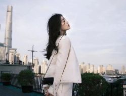 -丝语萱形象