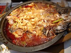 -鸣记脆皮烤鱼·海鲜烤鱼(三八广场店)