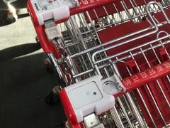 -大润发·停车场