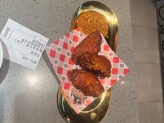 香草烤鸡翅-老佛爷铜炉蛙锅(东门老街店)