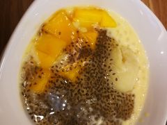 -濠轩阁特色生蚝火锅(水湾路店)