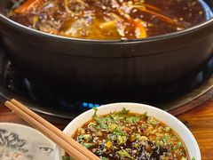 -金海椒罐罐鲢鱼(东方桂苑店)