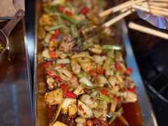 -何师烧烤Pro ·江湖川菜·小龙虾·精酿(太古里旗舰店)
