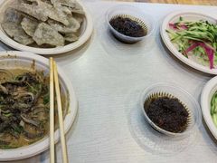 -黑八私房老北京炸酱面