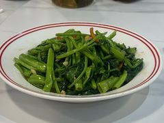 -明本湛江鸡•海鲜小厨(陈家祠店)
