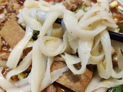 传统招牌猪肉面-顺溜·手工刀削面·黑金店(铜锣湾店)