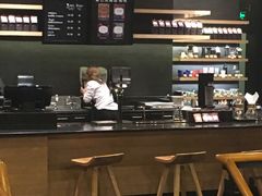 -星巴克臻选(宁波世纪东方广场店)