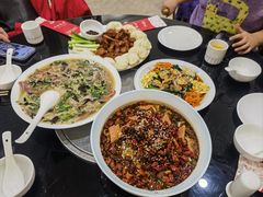 -洁神饭庄·海鲜·青岛菜·30年老字号(五四广场店)