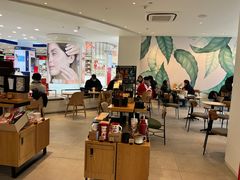 -星巴克臻选(上海淮海百盛购物中心店)
