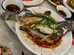 -覃记海鲜美食餐厅