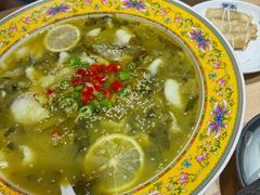 -裕鼎鲜·新中菜(金鼎广场店)