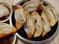 -黄阿姨锅贴大王(万航渡路店)