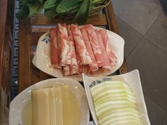 -亿诣蝎府炸酱面羊蝎子火锅(酷车小镇店)
