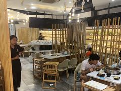 大堂-屋头串串(新街里店)