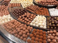 -Laderach 莱德拉(上海环贸iapm店)