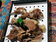 -乡村馕坑肉·烧烤·新疆菜·本地人更爱吃(阿勒泰首店)