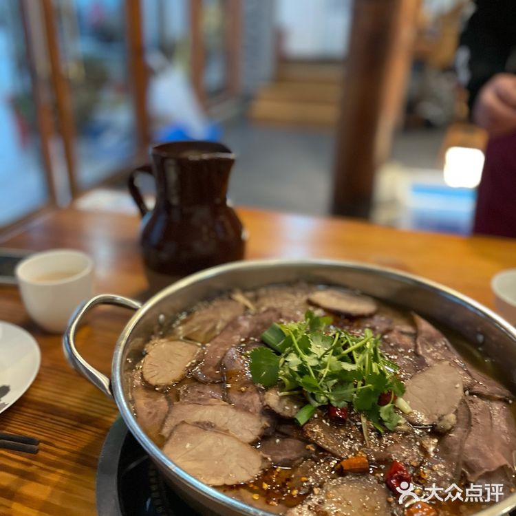 去不了云南就来吃云雪肴