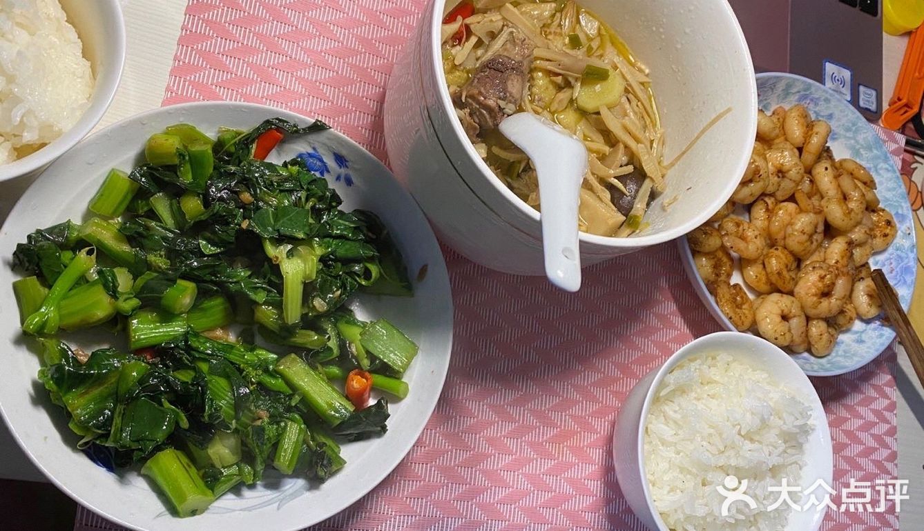 在家搞点东西778青椒炒肉丝技巧