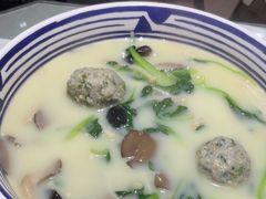 荠菜元子-眷江南之小蓝鲸(王府大街店)