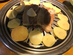 厚切五花肉-老炉家木炭烤肉(长江国际店)