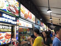 -纽顿熟食中心