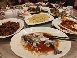 点击看大图 -广州中心皇冠假日酒店·宴会厅