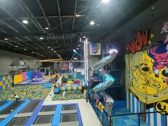 -超时空蹦床团建·VR潮玩运动娱乐·生日派对游乐园(金桥店)