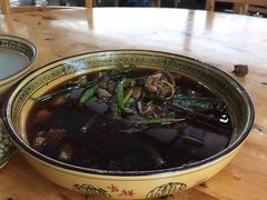 -一品红烧鸭特色川菜(三岔湖店)