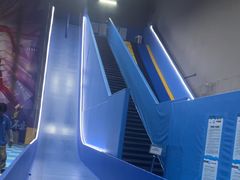 -超时空蹦床团建·VR潮玩运动娱乐·生日派对游乐园(金桥店)