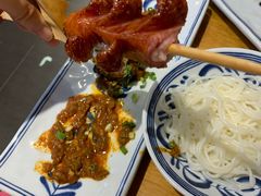 -霸蛮湖南菜·牛肉粉(荣京西街店)