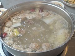 -官塘陈记鱼生·潮汕砂锅粥·牛肉火锅(潮枫路总店)