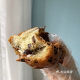 牛乳卡仕好大一个 可以让店员切四块喔