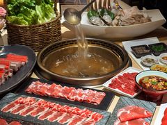 -余欢领鲜火锅(新街口店)