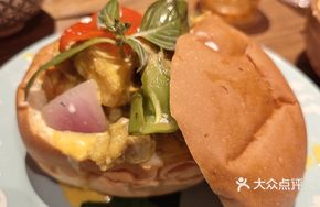 Curry Beef Sandwich