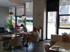 -必胜客(武汉欢乐谷店)