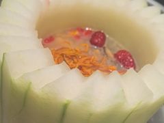 -得意咚瓜·顺德鱼生·冬瓜火锅(深圳首店)