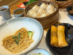 -馋三尺蟹粉小笼(人民广场店)